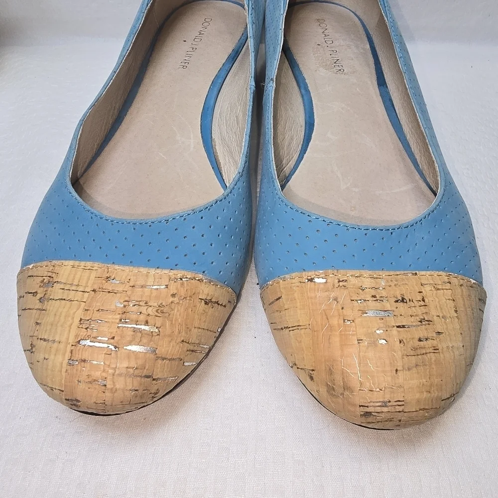 Donald J. Pliner Blue and Tan Pumps Cork Heel And Toe Casual  Womens 10 Euc